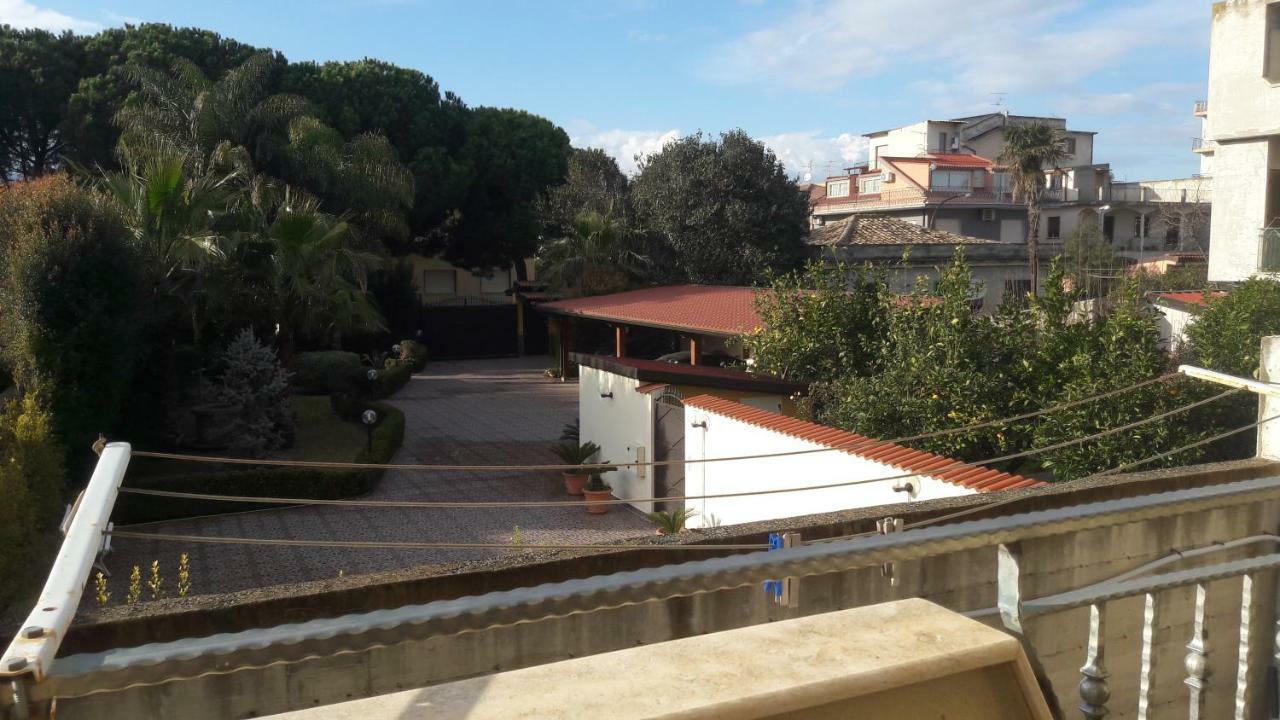 Residenza Monteleone Apartment Ardore Marina Exterior photo
